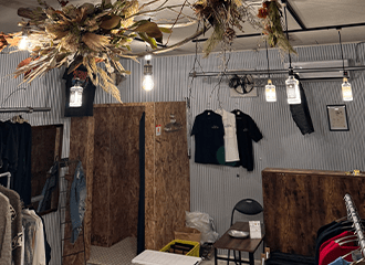 ounce American closet